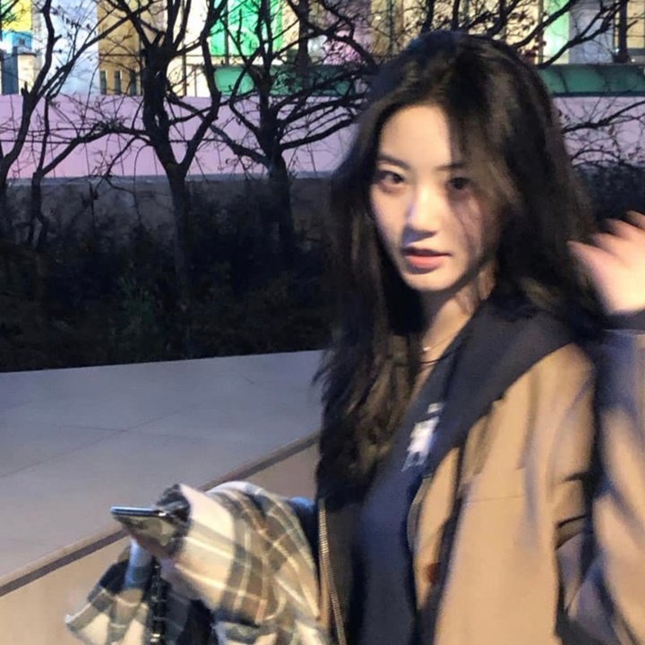 女人是英雄